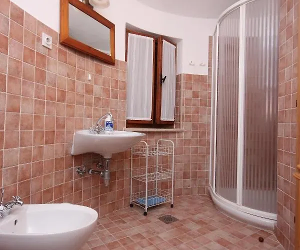 House With A Parking Space Sveti Martin, Istria - Sredisnja Istra - 7415 * Ruzici (Sveta Nedelja)